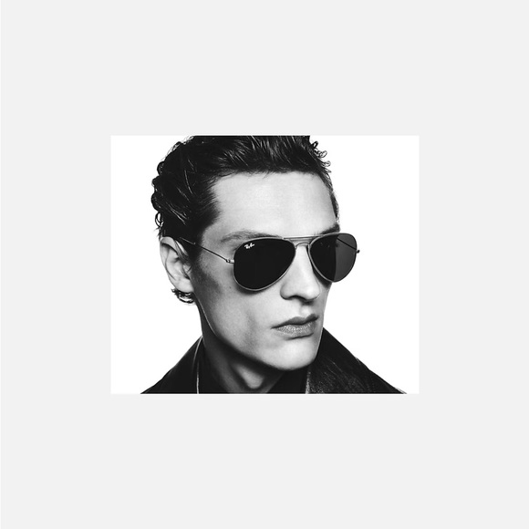 Classic Ray Ban Aviator
MODEL CODE RB3025 001/51 62-14 - Picture 4 of 6